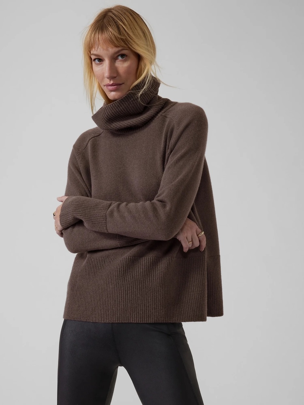 ATHLETA Wool Cashmere Aspen Turtleneck Sweater size XS oversized brown